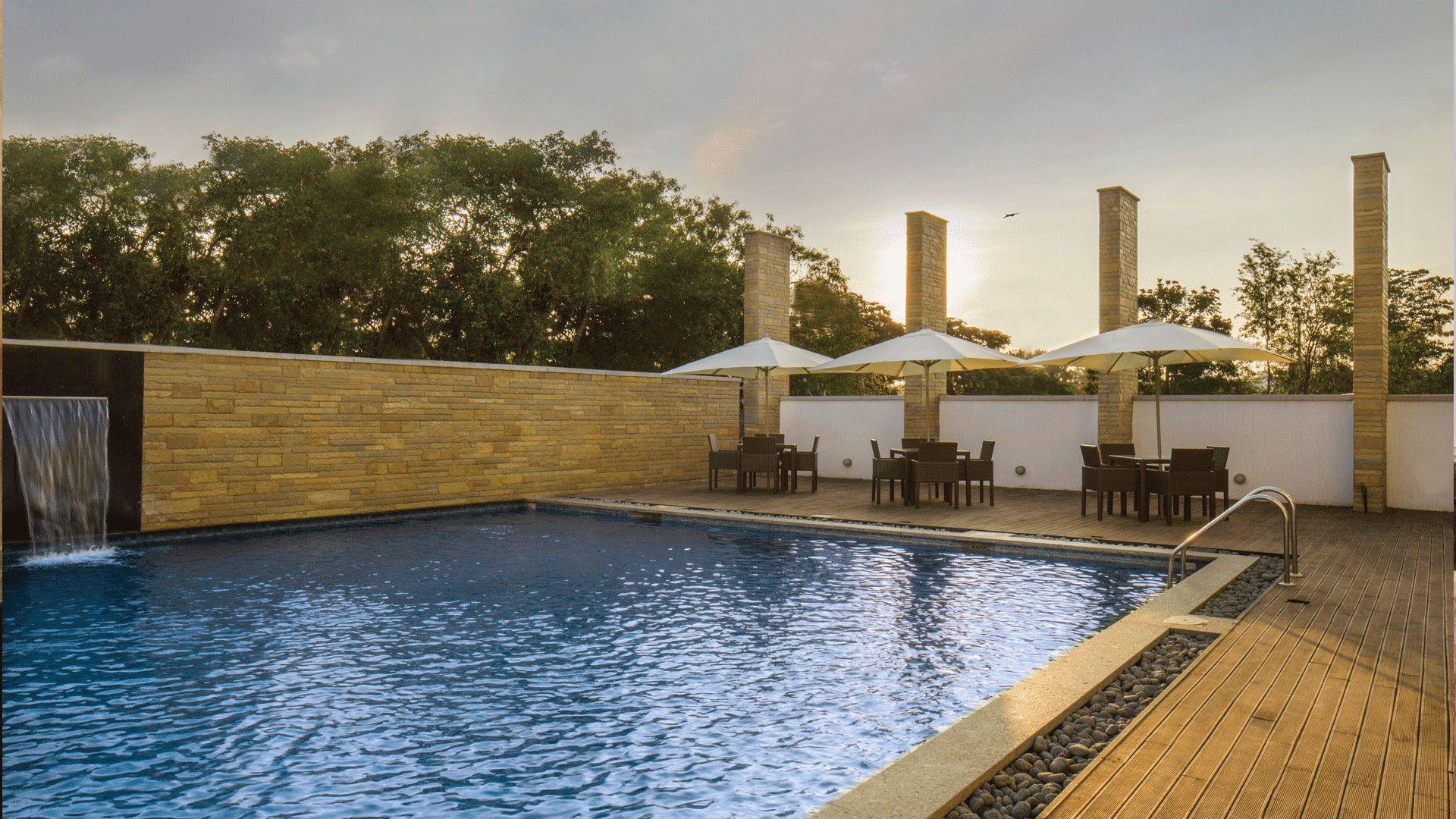 Prestige White Meadows 1